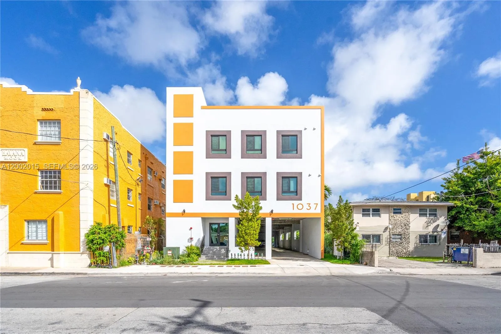 1037 NW 2nd St, Miami FL 33128