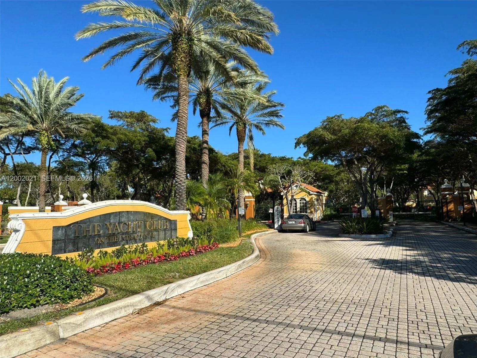 111 Yacht Club Way # 107, Hypoluxo FL 33462