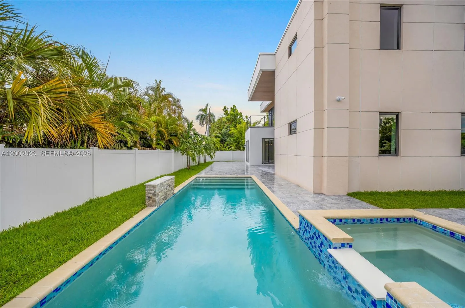 750 NE 16th Ave, Fort Lauderdale FL 33304