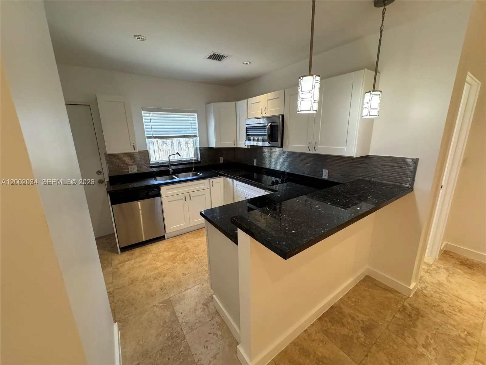 2724 NE 15th St # 4, Fort Lauderdale FL 33304