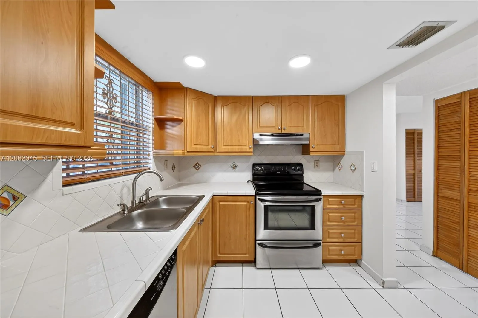 130 NW 87th Ave # H107, Miami FL 33172