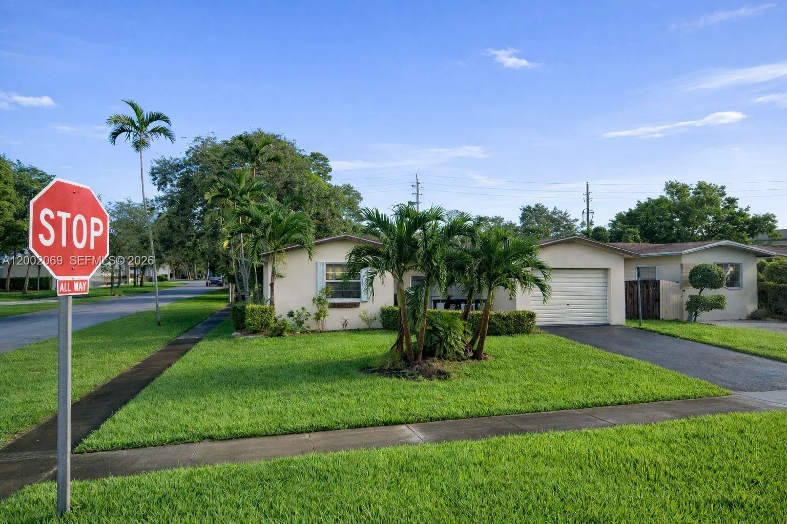 4323 Harrison St, Hollywood FL 33021