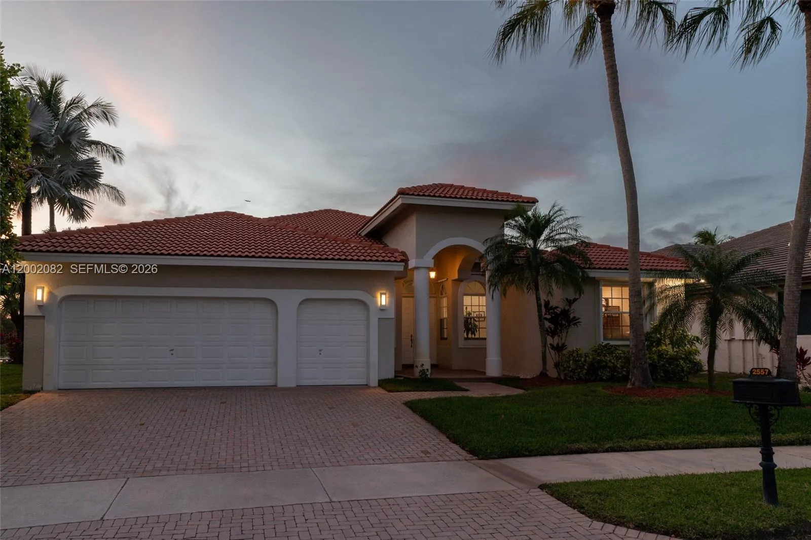 2557 Jardin Ter, Weston FL 33327