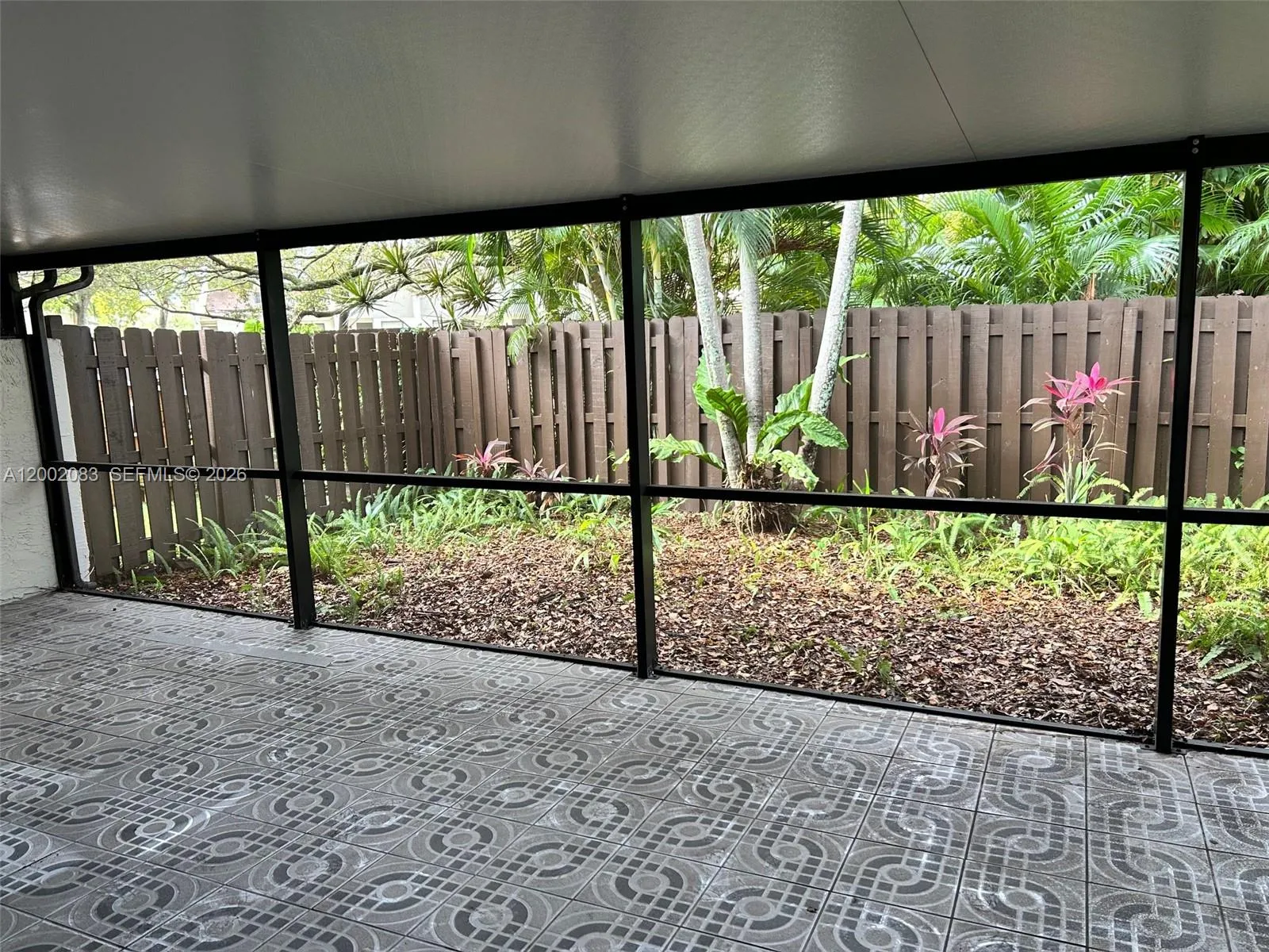 1540 NW 98th Ter, Pembroke Pines FL 33024