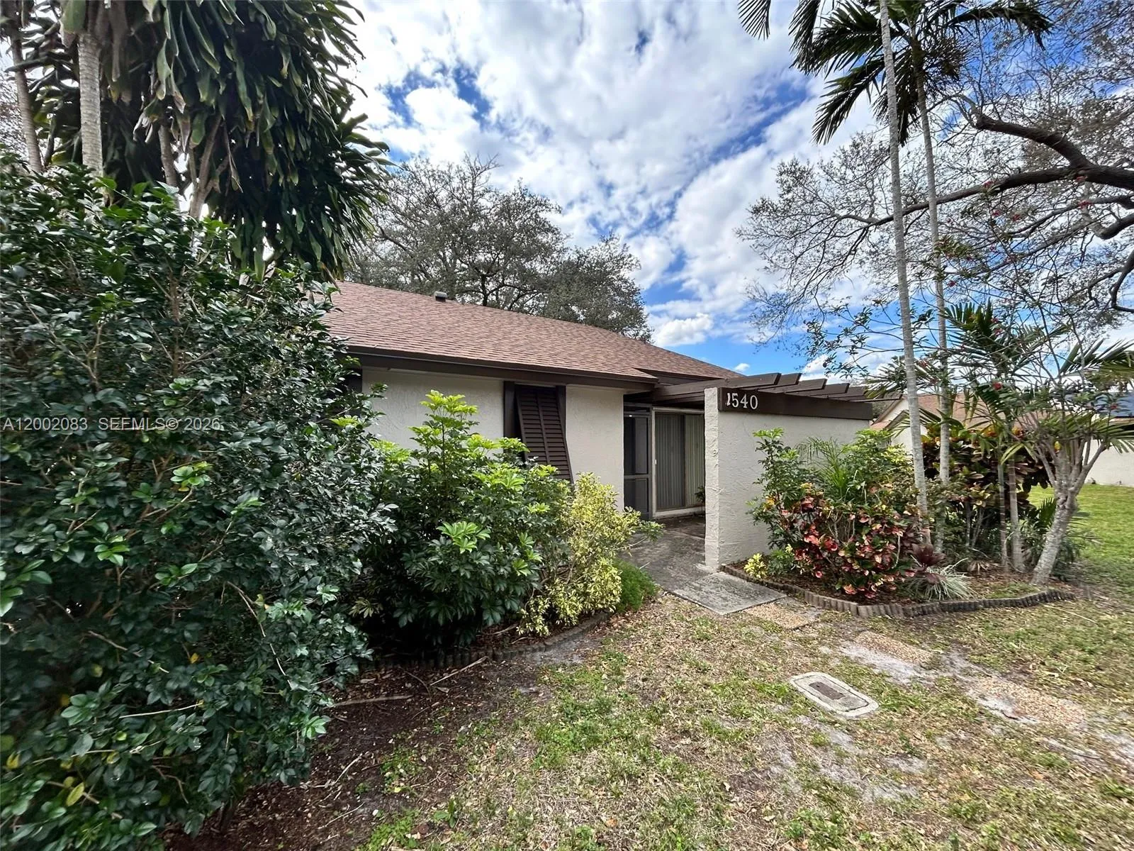 1540 NW 98th Ter, Pembroke Pines FL 33024