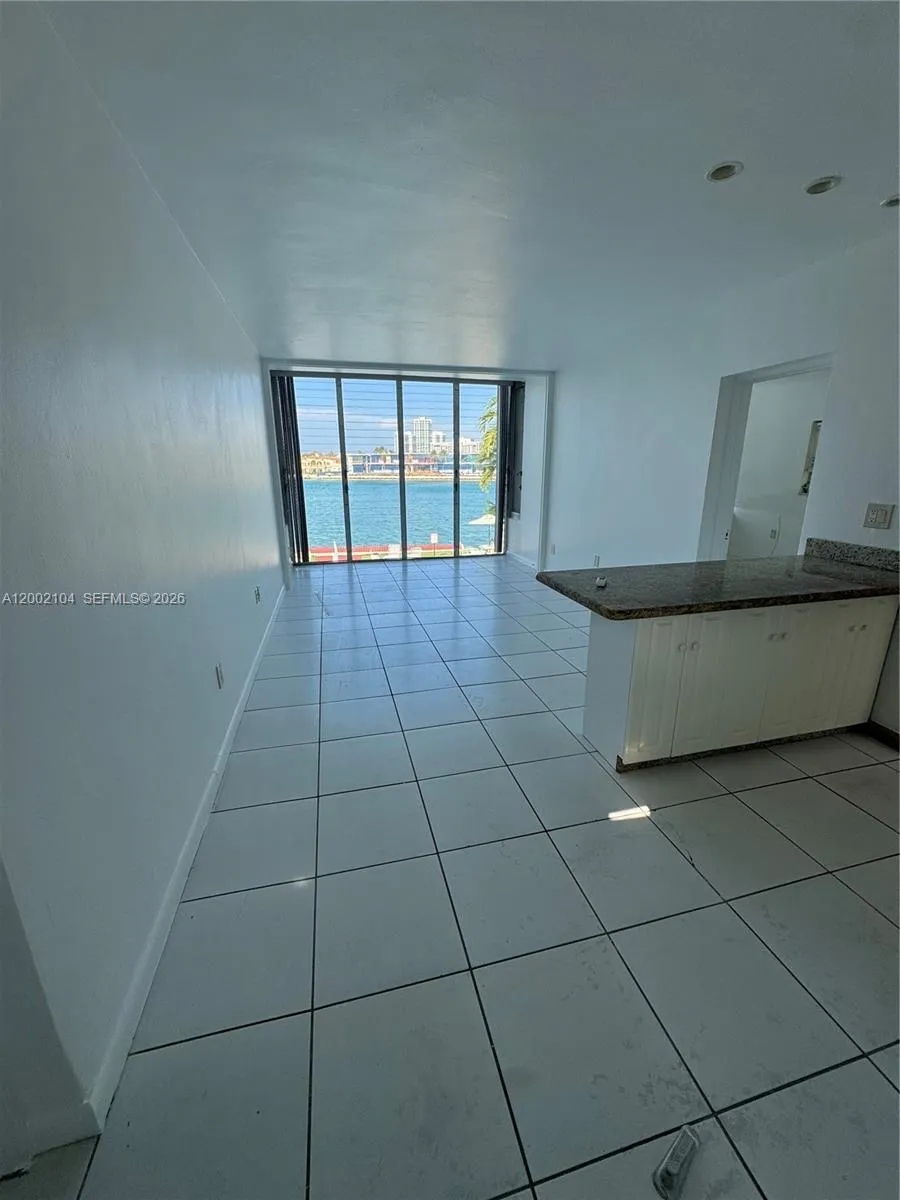 10281 E Bay Harbor Dr # C3, Bay Harbor Islands FL 33154