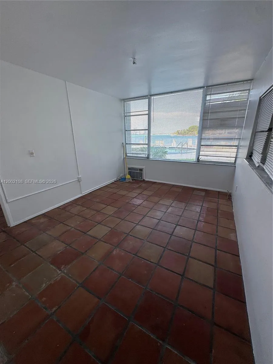 10281 E Bay Harbor Dr # C2, Bay Harbor Islands FL 33154