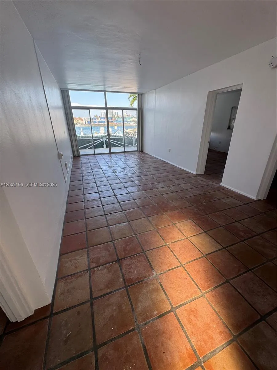 10281 E Bay Harbor Dr # C2, Bay Harbor Islands FL 33154