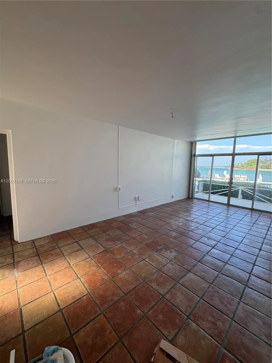 10281 E Bay Harbor Dr # C2, Bay Harbor Islands FL 33154