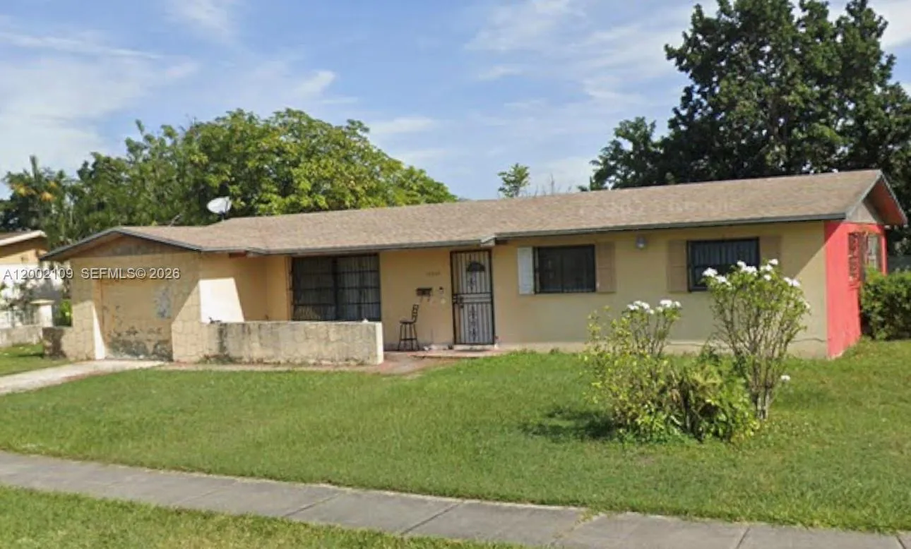 4 bedroom 2 bath for sale at 19825 SW 119th Pl, Miami FL 33177