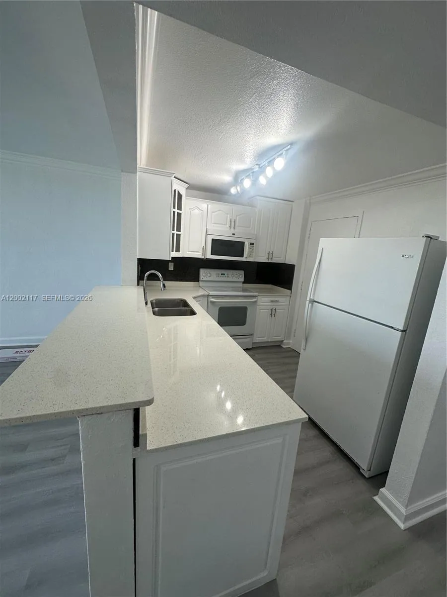 9001 SW 77th Ave # C702, Miami FL 33156