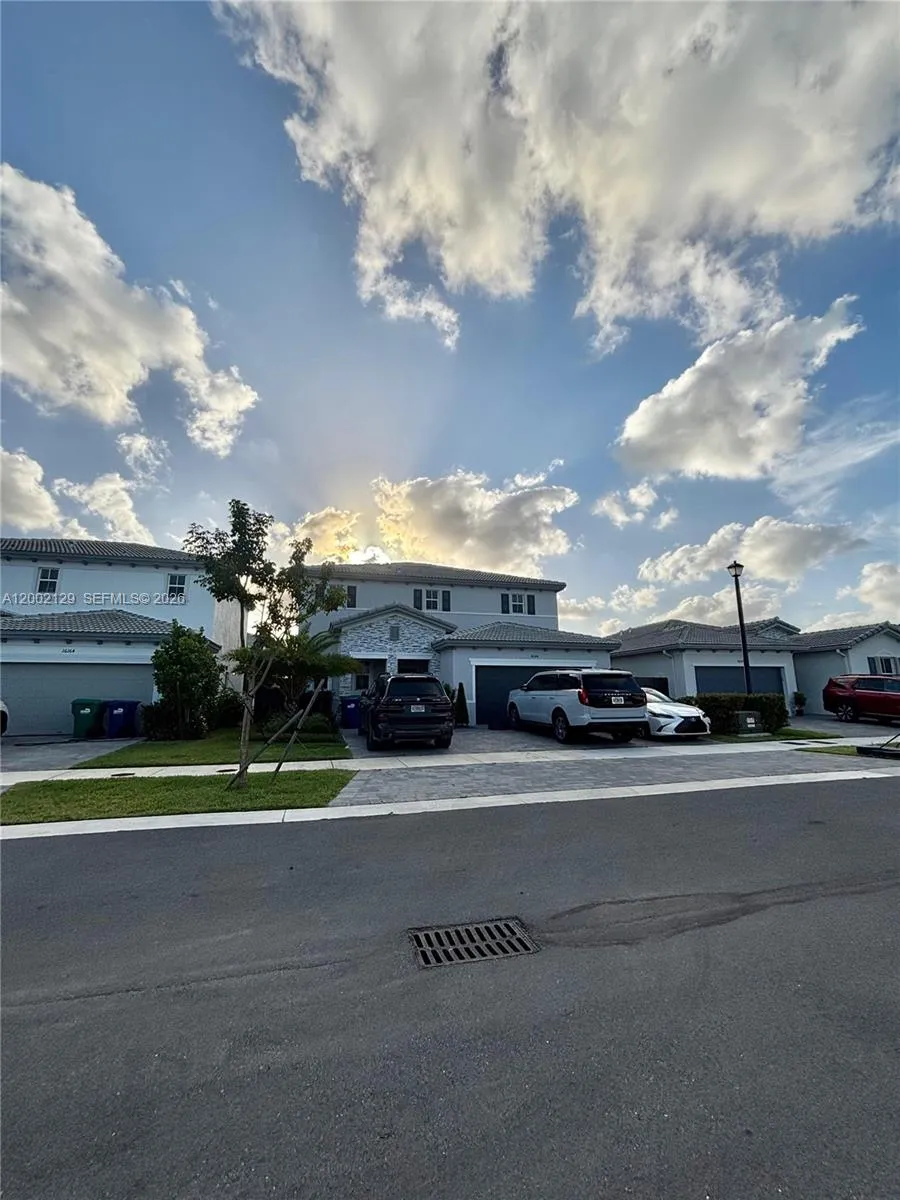 16144 SW 148th Pl, Miami FL 33187