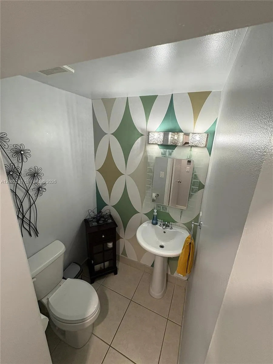 6530 Kendale Lakes Dr # 1303, Miami FL 33183