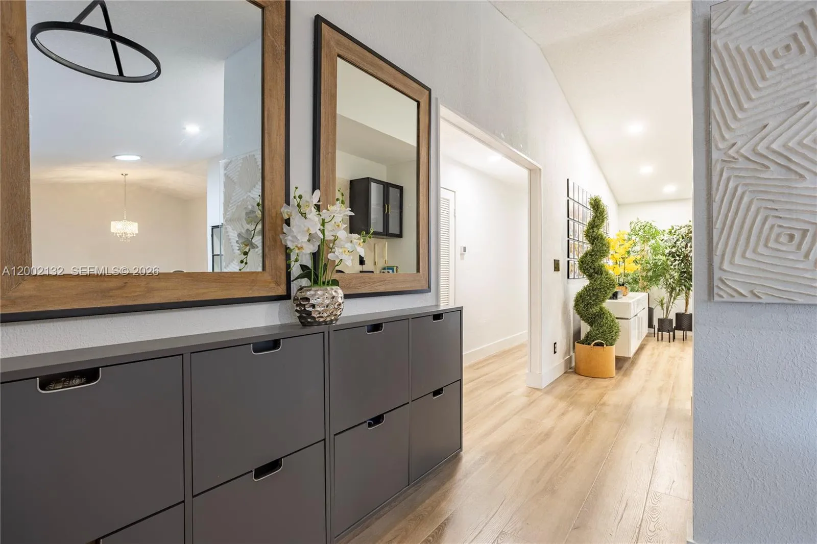 1030 NW 95th Ter, Plantation FL 33322