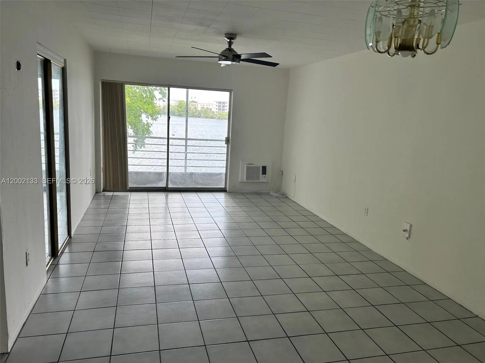 245 NE 191st St # 3017, Miami FL 33179