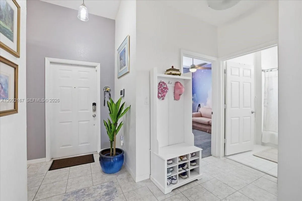 7600 S Aragon Blvd # 1, Sunrise FL 33322