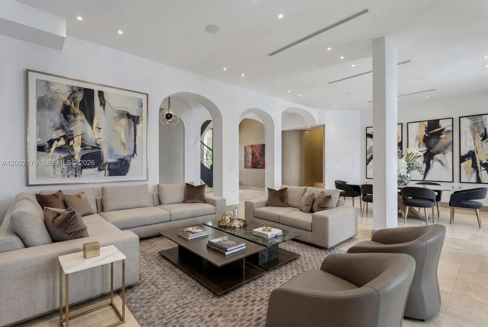 432 S Hibiscus Dr, Miami Beach FL 33139