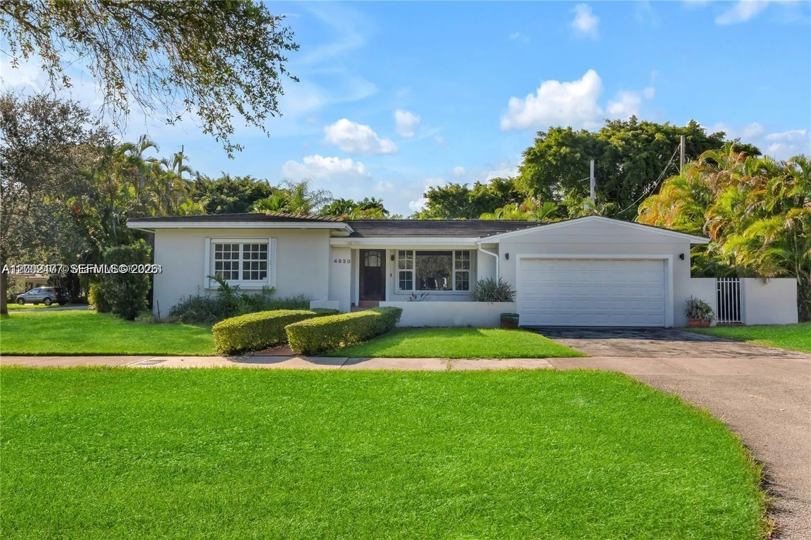 4930 Riviera Dr # 0, Coral Gables FL 33146