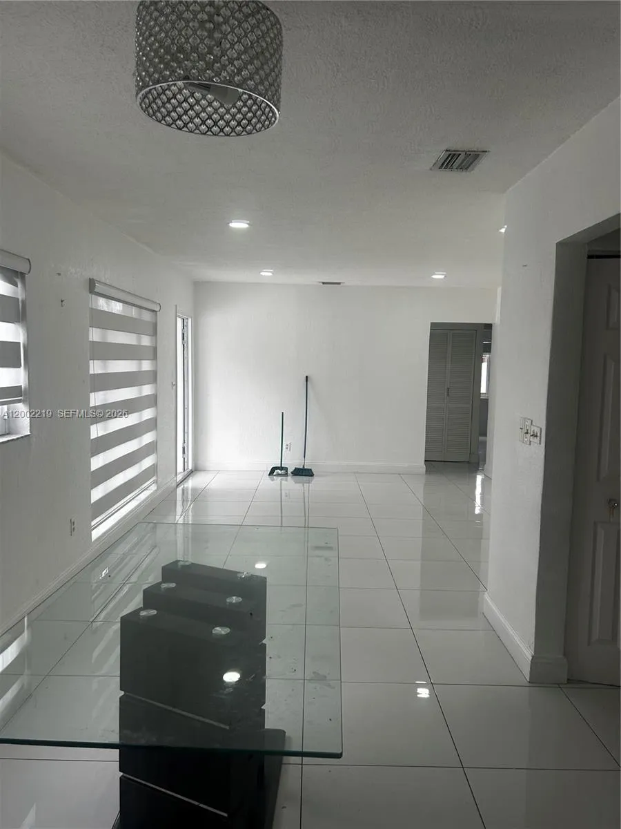 6550 W 8th Ave # 1, Hialeah FL 33012