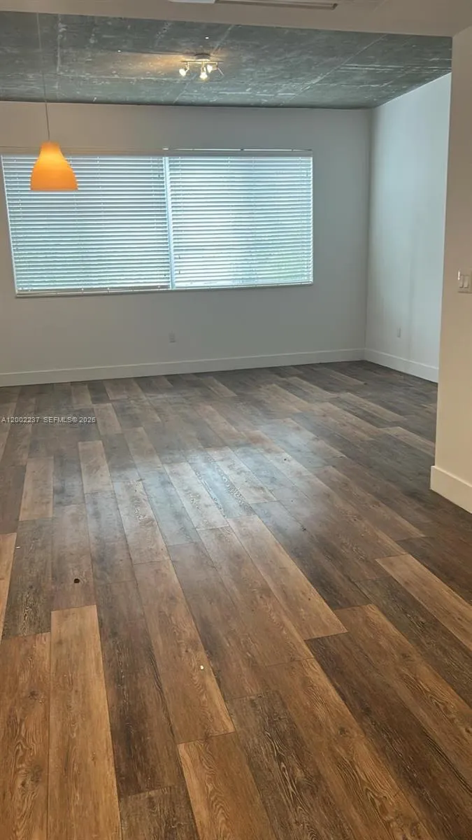 141 NW 16th Ave # 17, Miami FL 33125