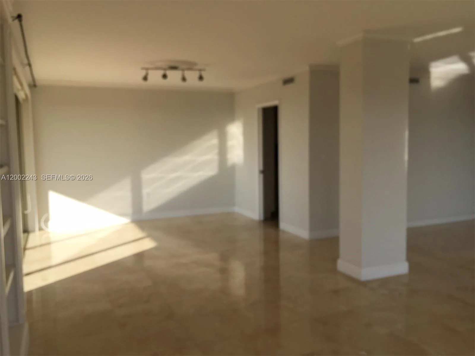 155 OCEAN LANE DR # 1101, Key Biscayne FL 33149