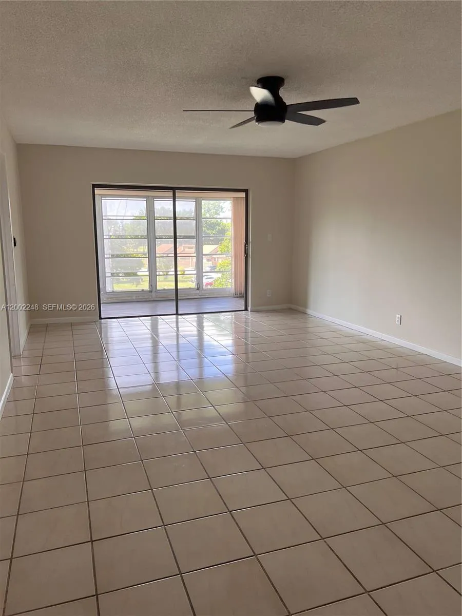 8101 SW 24th Ct # 406, Davie FL 33324
