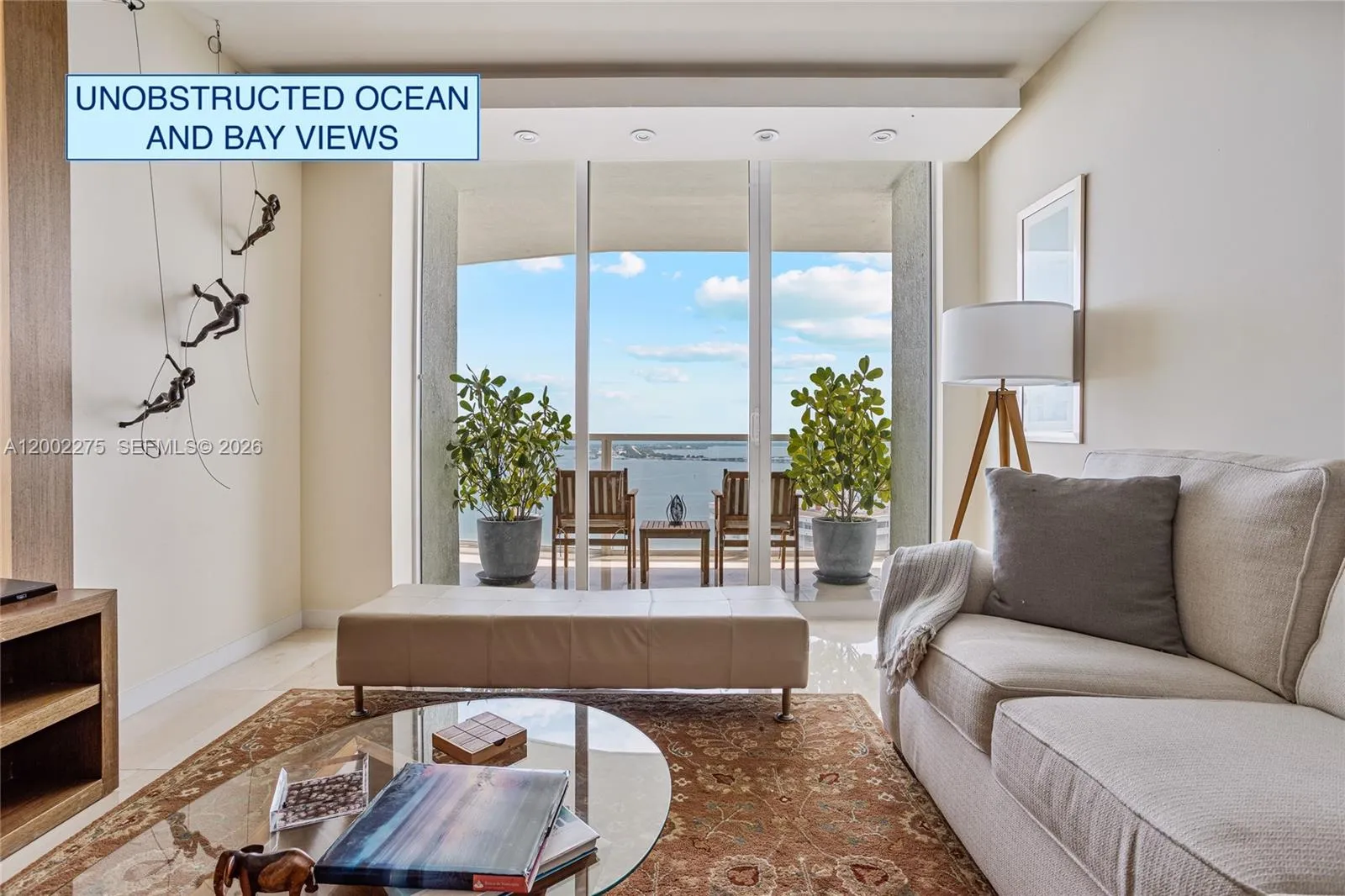 218 SE 14th St # 2105, Miami FL 33131