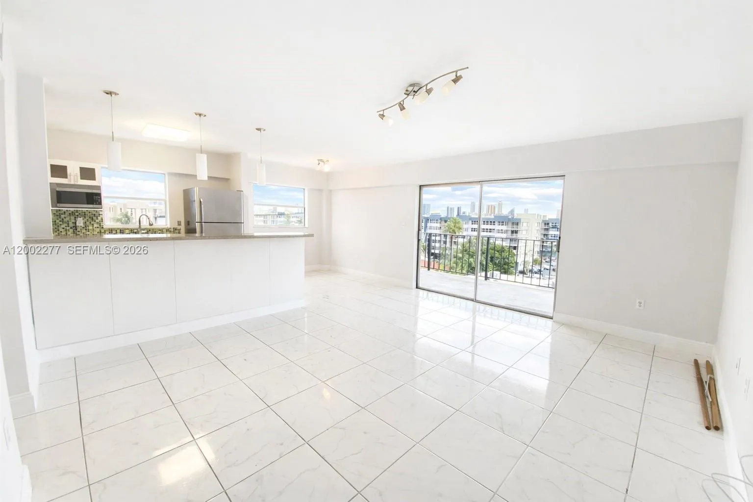 16508 NE 26th Ave # 601, North Miami Beach FL 33160