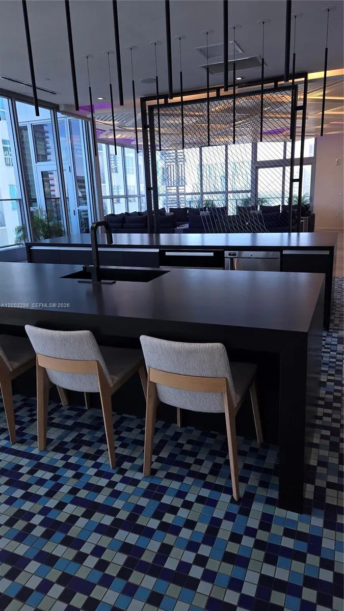 227 NE 2nd St # 1613, Miami FL 33132