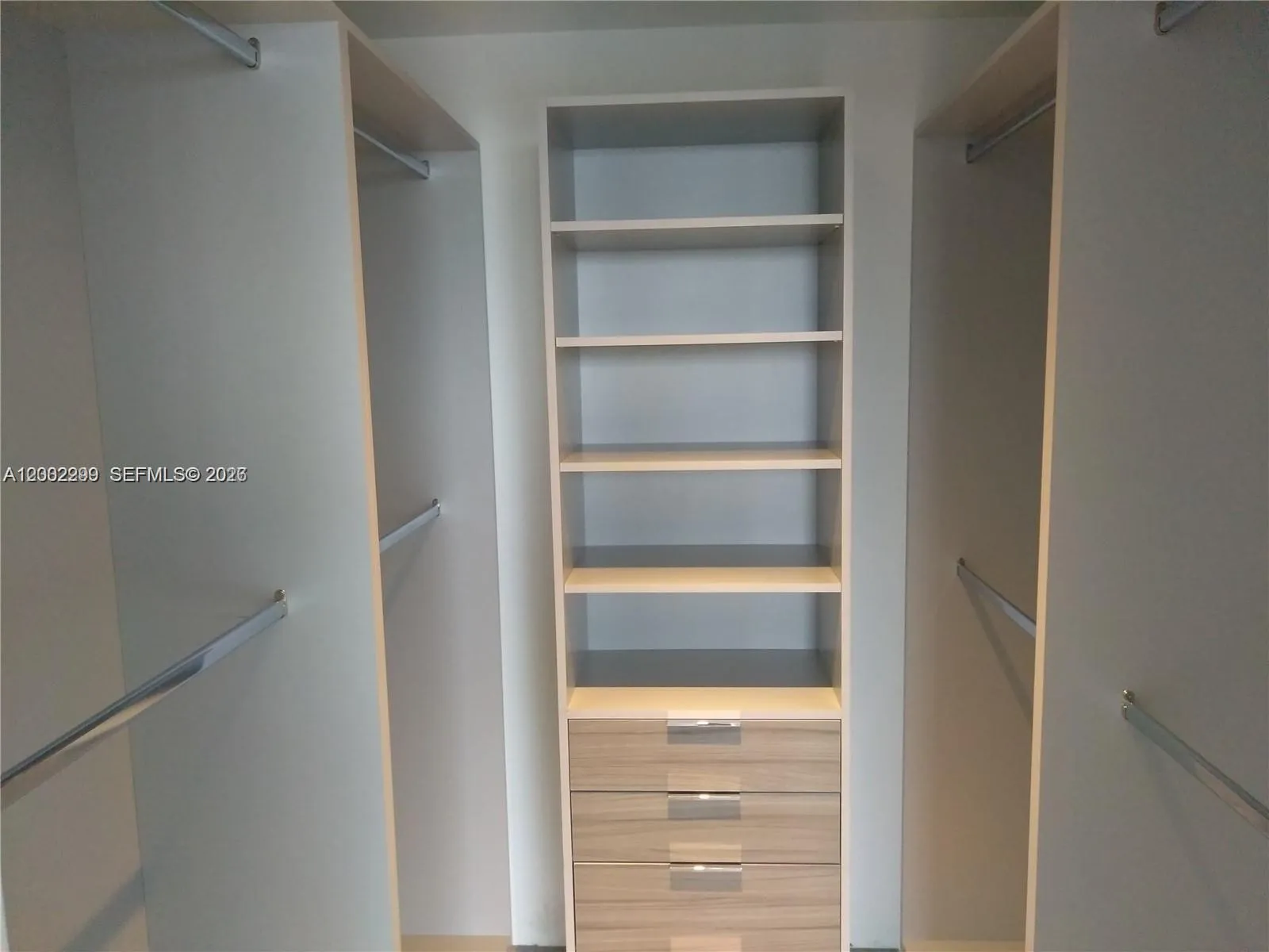 1010 SW 2nd Ave # 1901, Miami FL 33130