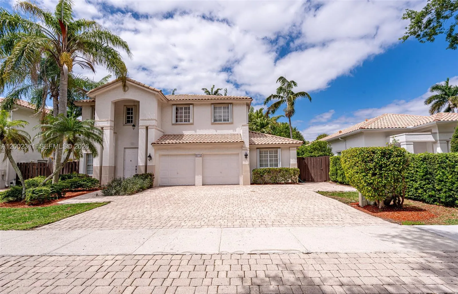 6772 NW 111th Ave, Doral FL 33178