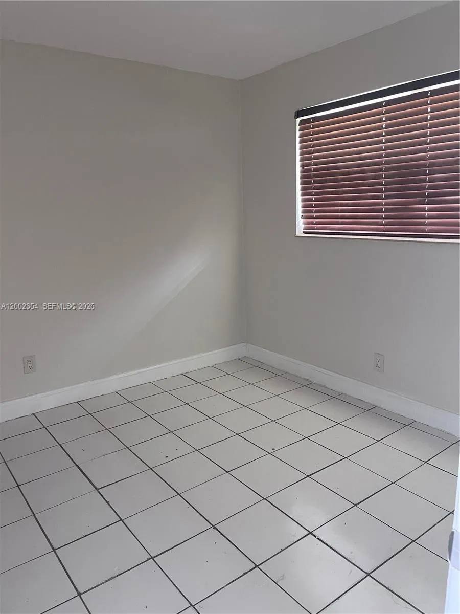 109 NW 14th Way # 2, Dania Beach FL 33004