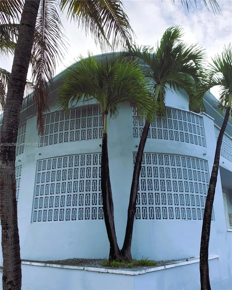 8545 Harding Ave # 5, Miami Beach FL 33141