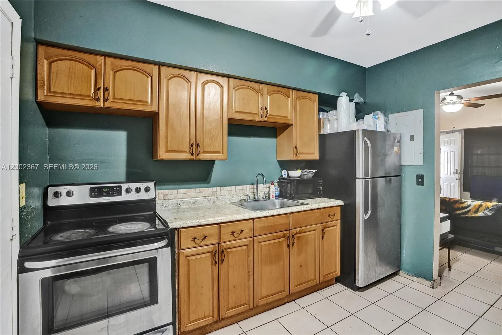 836 NW 101st St, Miami FL 33150