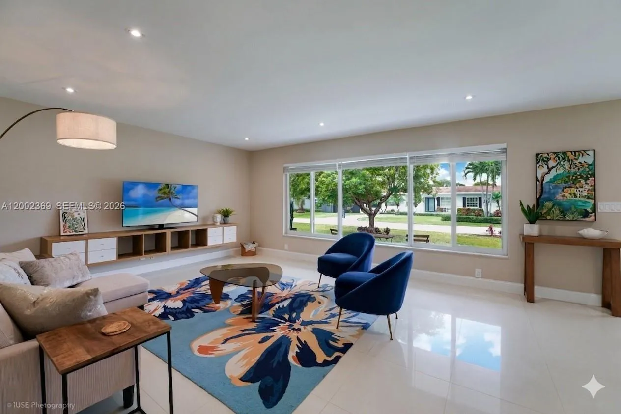 11705 SW 97th Ct, Miami FL 33176