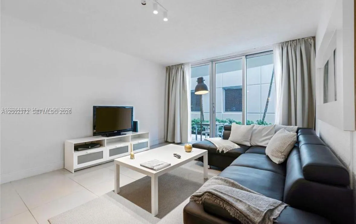 3901 S Ocean Dr # 1B, Hollywood FL 33019