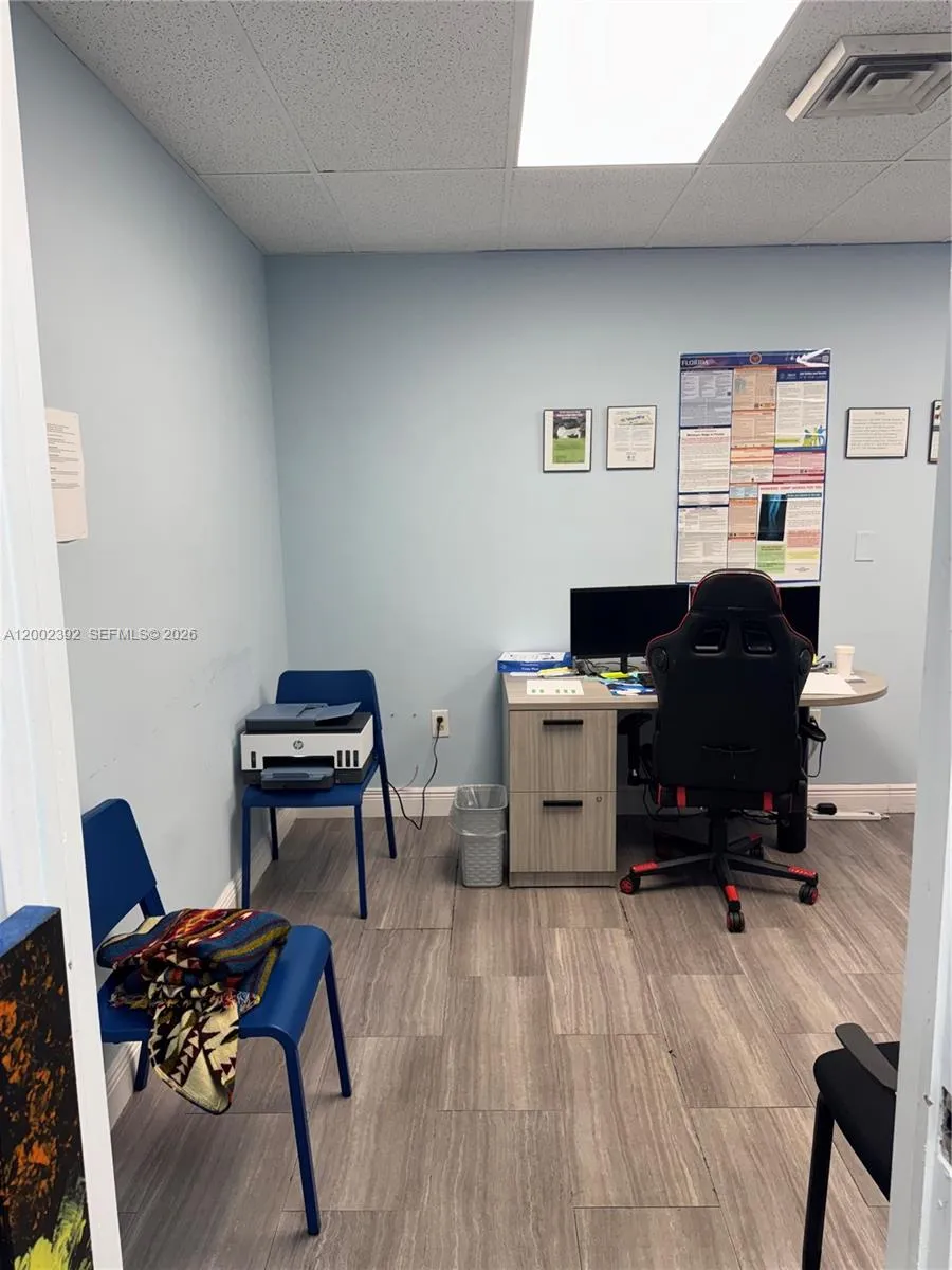 717 Ponce De Leon Blvd # A, Coral Gables FL 33134