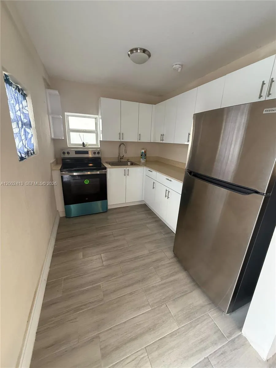 613 NW 15th Ave Unit 1-, Pompano Beach FL 33069