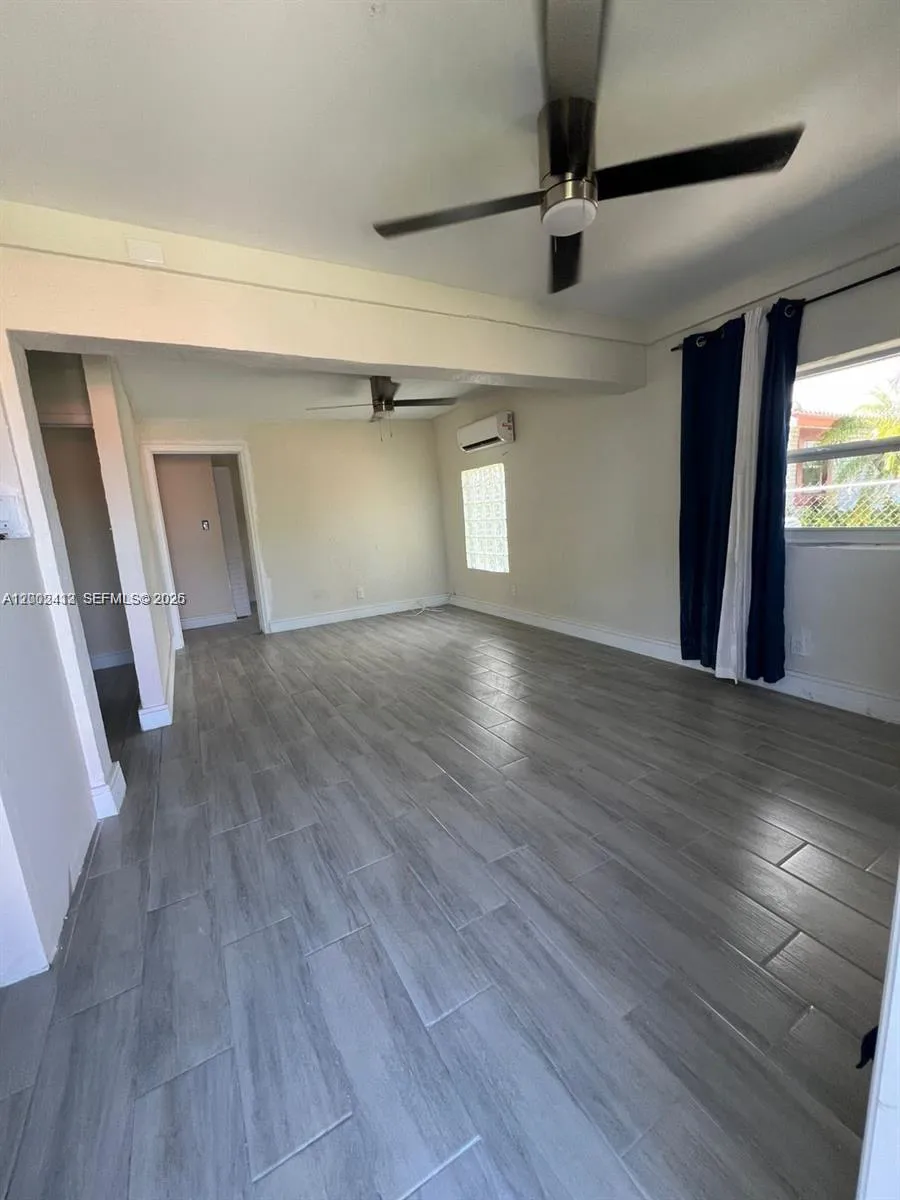 613 NW 15th Ave Unit 1-, Pompano Beach FL 33069