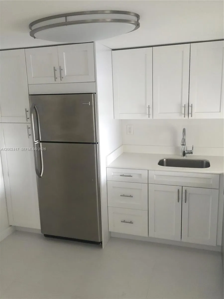 6900 Bay Dr # 5A, Miami Beach FL 33141