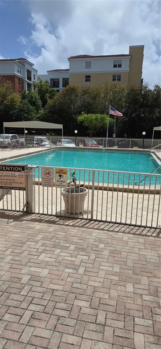 210 172nd St # 127, Sunny Isles Beach FL 33160