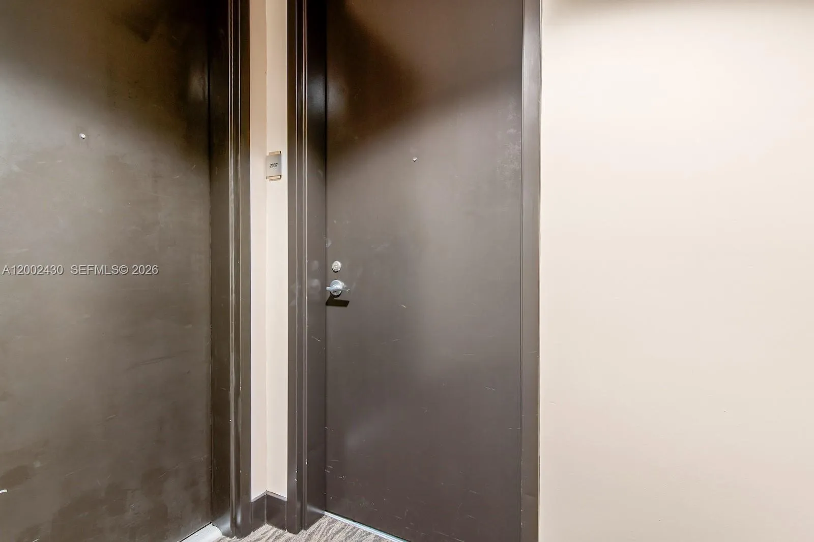 79 SW 12th St, Miami FL 33130