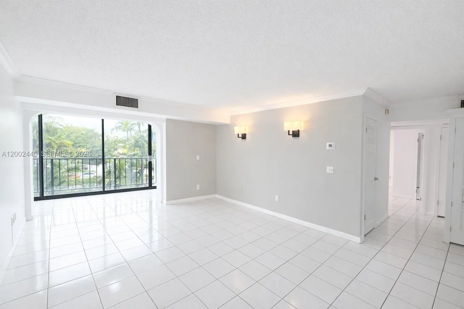 77 Crandon Blvd # 3C, Key Biscayne FL 33149