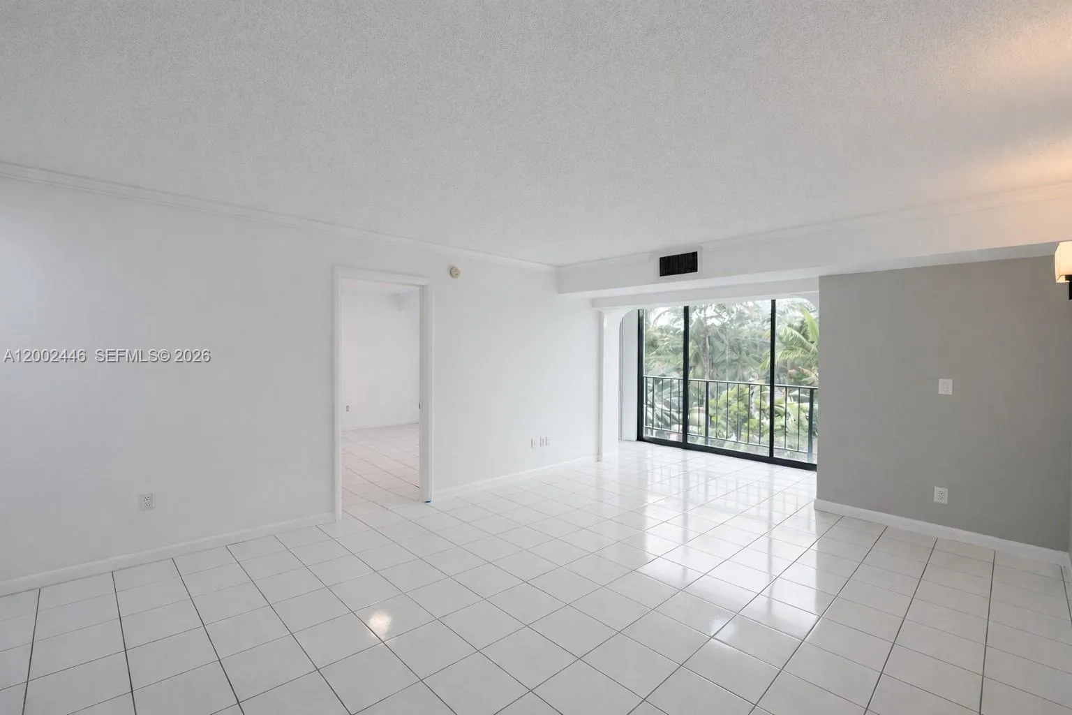 77 Crandon Blvd # 3C, Key Biscayne FL 33149