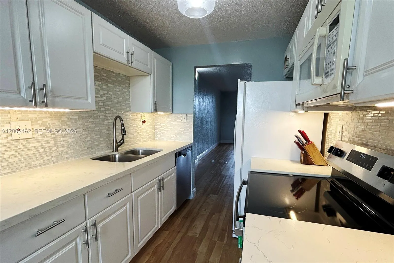 3121 NW 47th Ter # 416, Lauderdale Lakes FL 33319