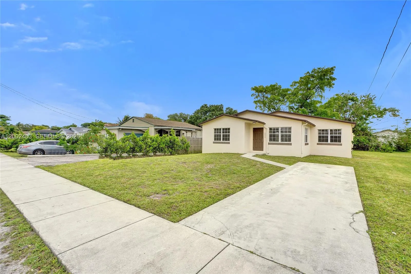 5532 SW 22nd St, West Park FL 33023