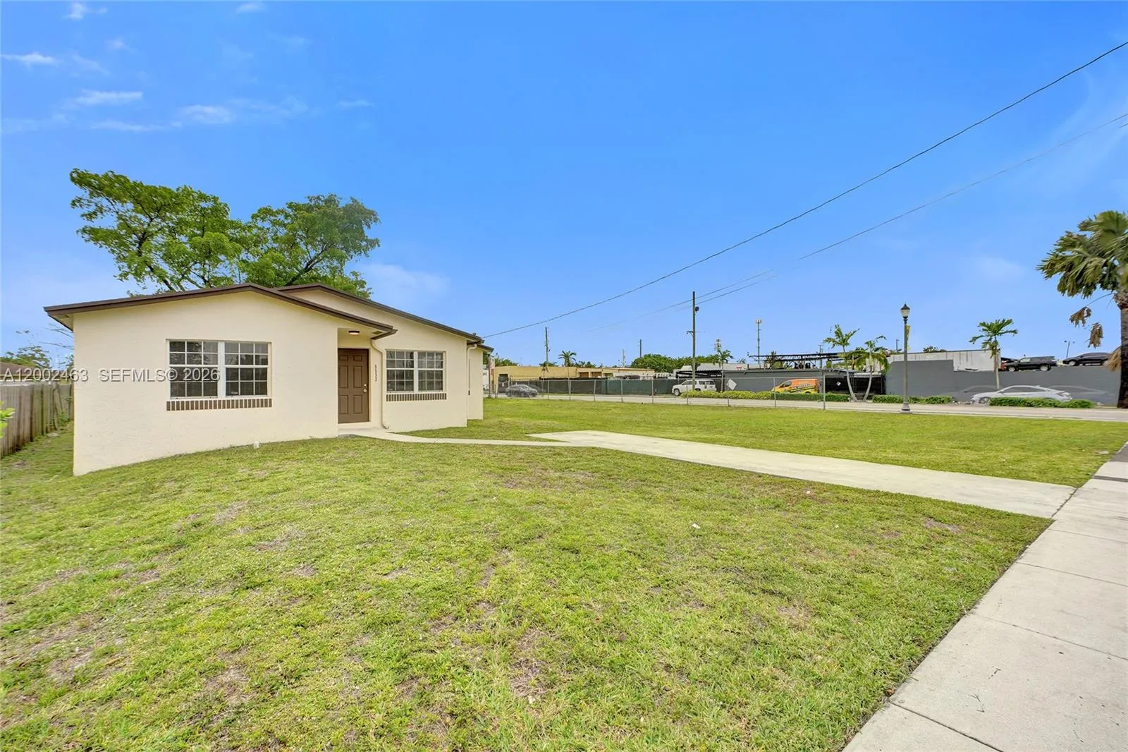 5532 SW 22nd St, West Park FL 33023