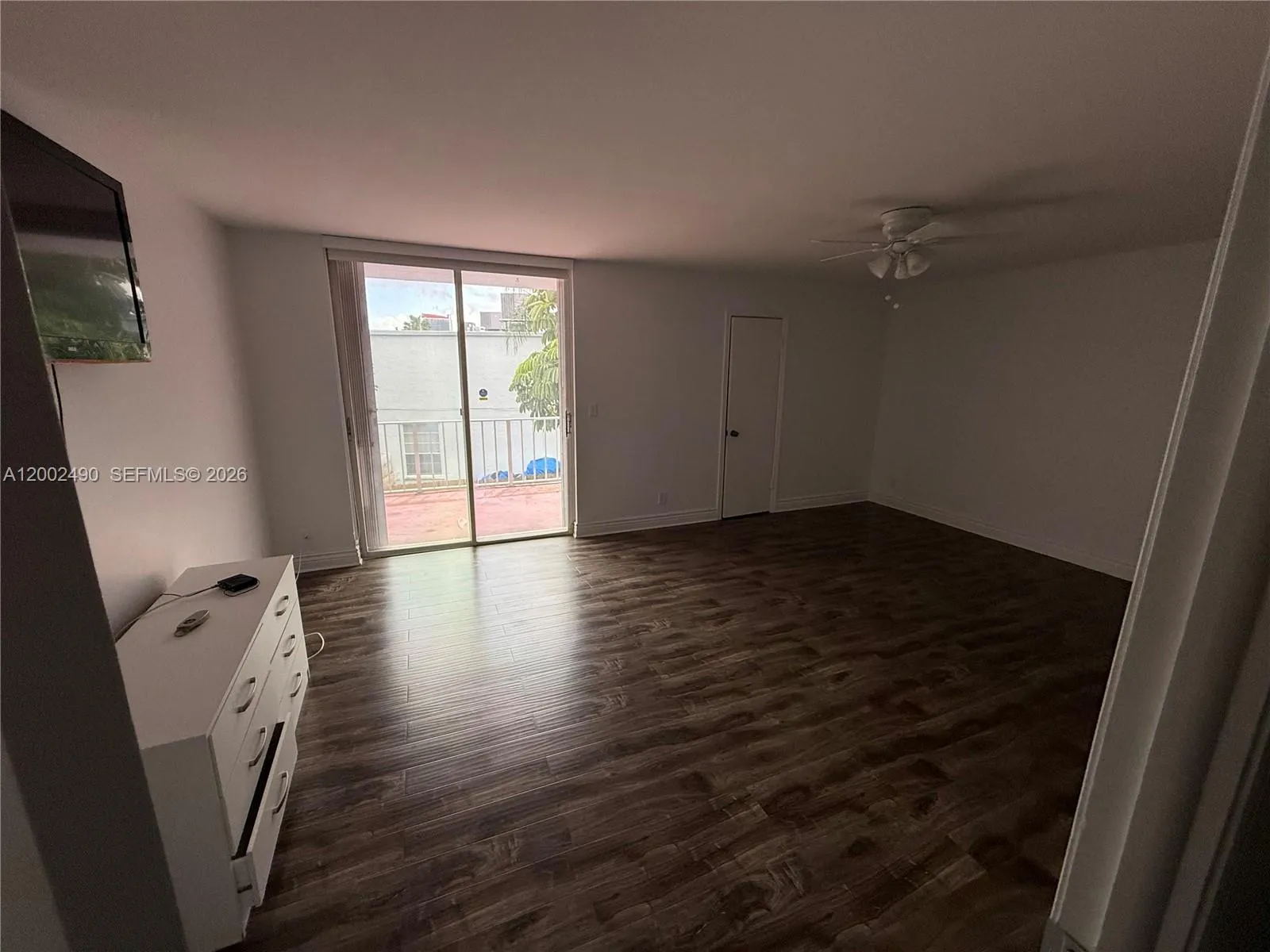 2606 NE 10 ST # 2606, Hallandale Beach FL 33009