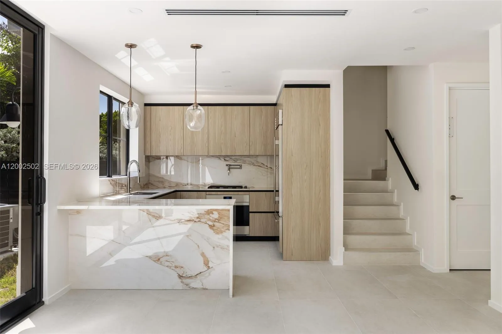 7498 SW 100th St, Pinecrest FL 33156