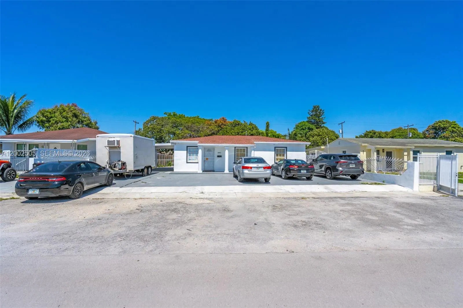 541 E 38th St, Hialeah FL 33013